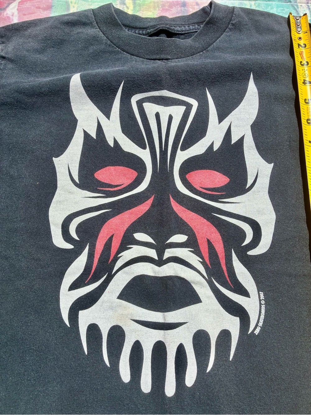 Skateboarding skater vintage Black Graphic Mask Face Tee with Red & White Design